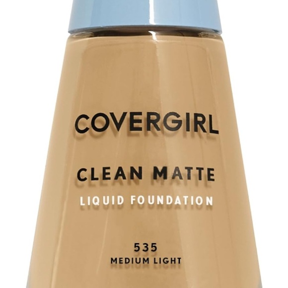 CoverGirl Clean Matte Liquid Foundation - Sand Beige - Picture 13 of 16